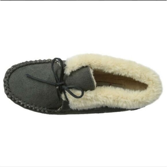 Minnetonka Chrissy Suede Bootie - Picture 3 of 8